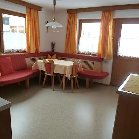 Haas Maria 노이스티프트임스튀바이탈